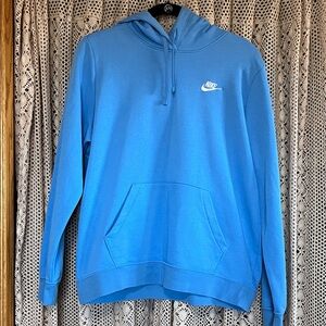 Nike Women’s Sky Blue Hoodie
Like new condition - no flaws